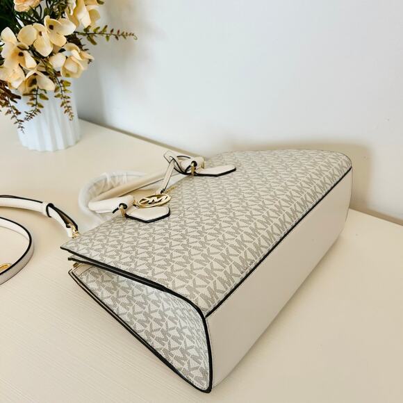 Michael kors purse Sheila Medium Satchel LT Cream - Picture 5 of 9